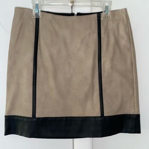 Beige and black faux leather skirt small